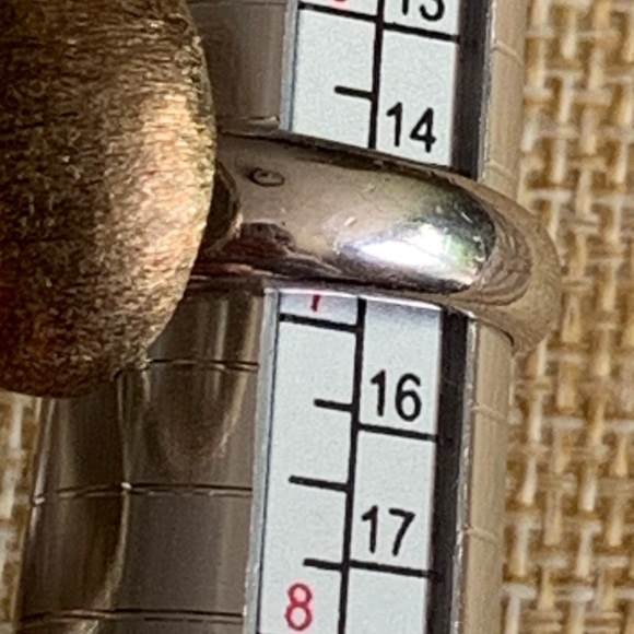 Large sterling blossom ring with rhodium plating. - Picture 3 of 8